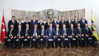 Fenerbahçe Kulübü, yeni yönetim kurulu görev dağılımını duyurdu. Başkan Sadettin