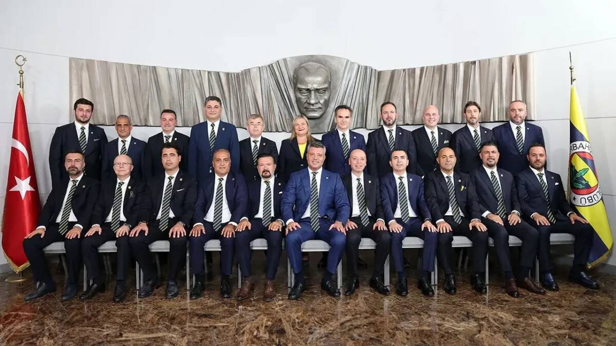 Fenerbahçe Kulübü, yeni yönetim kurulu görev dağılımını duyurdu. Başkan Sadettin