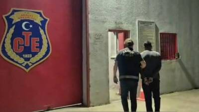 Hatay Emniyet Müdürlüğü ekiplerinin aranan şahısların yakalanmasına yönelik yürüttüğü çalışmalar