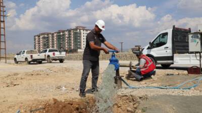 Hatay Büyükşehir Belediyesi, Hassa’da su sorununu çözecek yeni sondaj kuyusunu