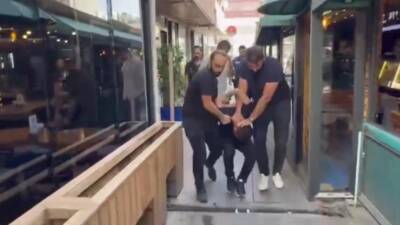 Hatay Emniyet Müdürlüğü ekipleri, aranan şahısların yakalanmasına yönelik yürüttüğü çalışmalar