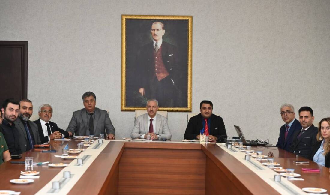 Hatay Mustafa Kemal Üniversitesi (HMKÜ) Rektörü Prof. Dr. Veysel Eren,