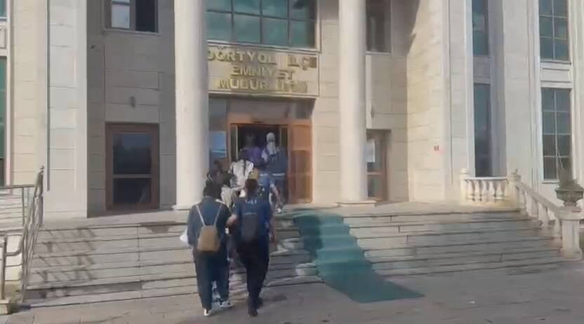 Hatay Emniyet Müdürlüğü ekipleri, Dörtyol ilçesinde faaliyet gösteren masaj salonlarına