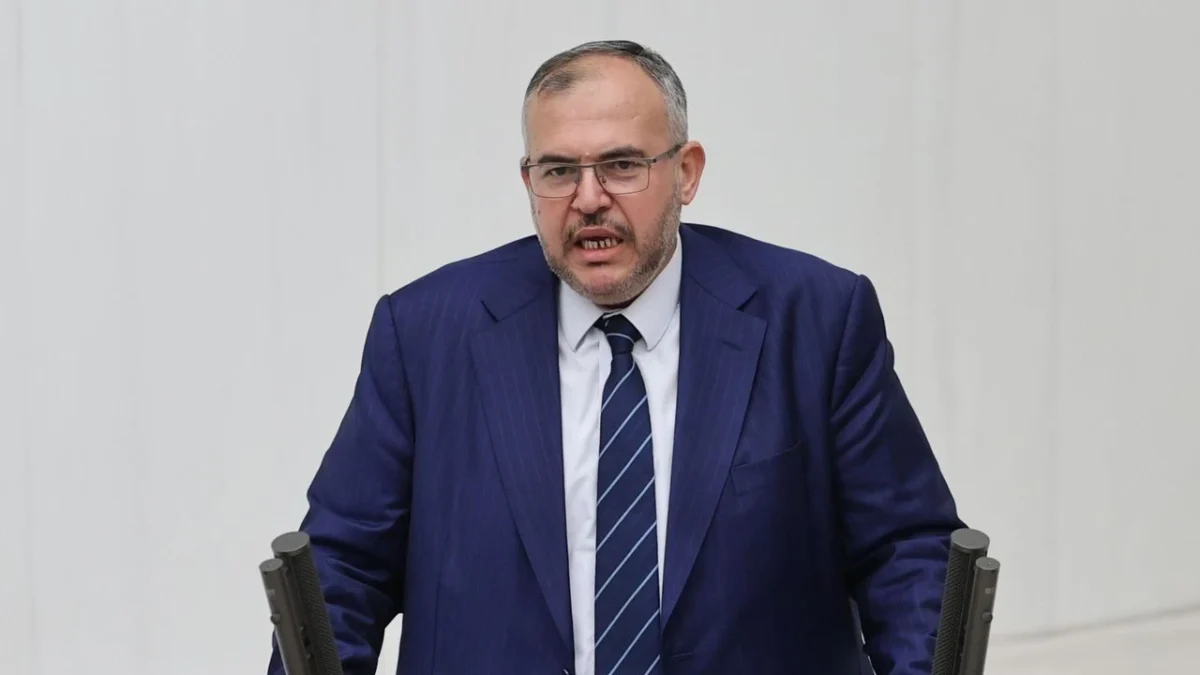 Gazze’ye insani yardım götürmek için yola çıkan Özgürlük Filosu’na, İsrail