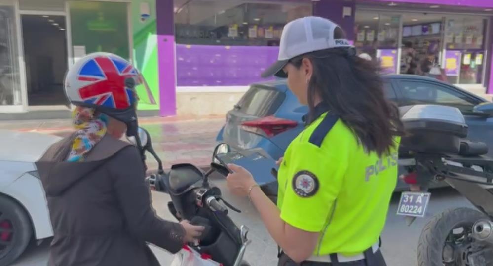 Hatay polisi, motosiklet kazalarına karşı önlem aldı Hatay’da polis ekipleri, kent genelinde meydana gelen motosiklet kazalarını önlemek