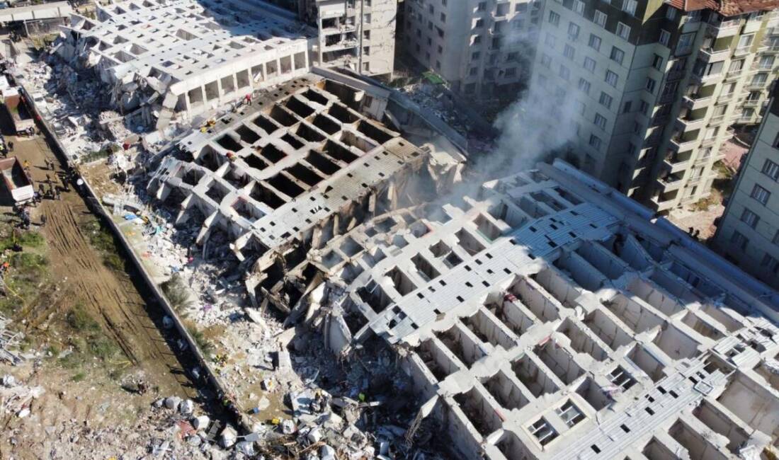   Hatay’da 6 Şubat depremlerinde yıkılan ve 269 kişiye mezar