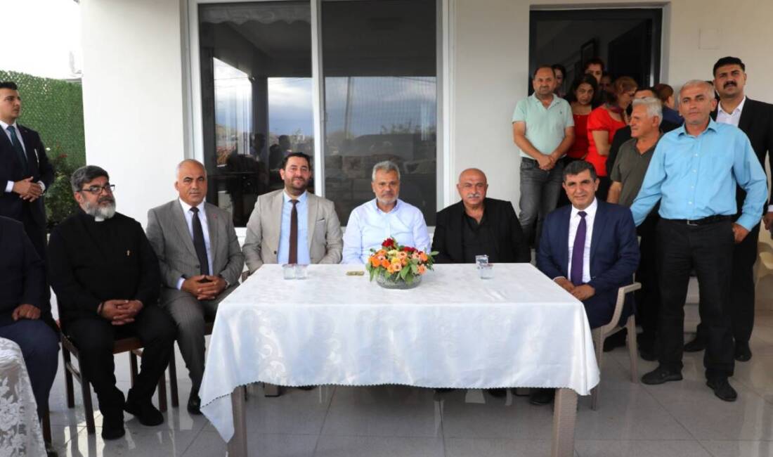 Hatay Büyükşehir Belediye Başkanı Mehmet Öntürk, Büyükşehir Meclis toplantısı için