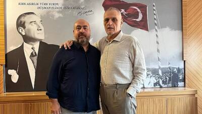 Hatayspor Kulübü başkanlığına adaylığını açıklayan iş insanı Mustafa Kemal Şaşmaz,