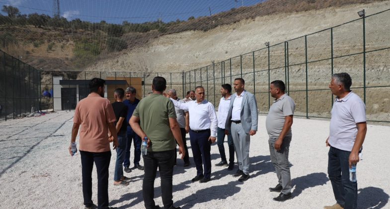 Altınözü Belediye Başkanı Rıfat Sarı, Hatay Büyükşehir Belediyesi (HBB) tarafından