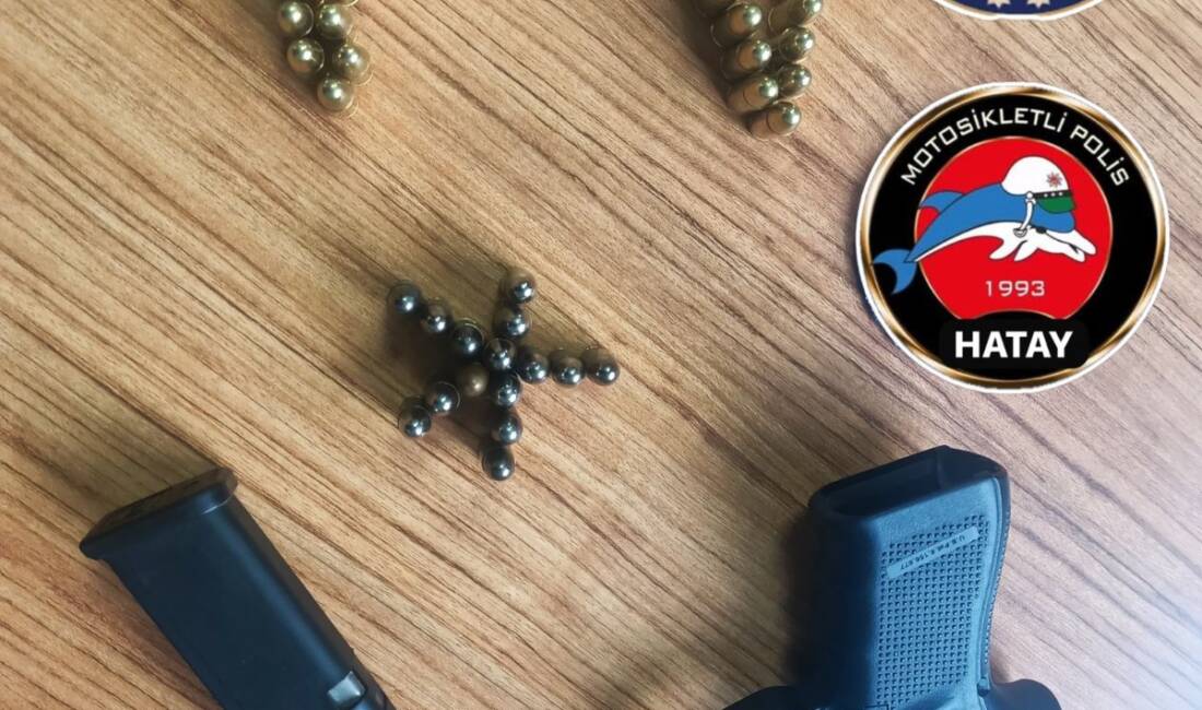 Emniyet ekiplerinin denetimi sonucunda Antalya Güzelburç Mahallesi’nde durdurulan araçta ruhsatsız