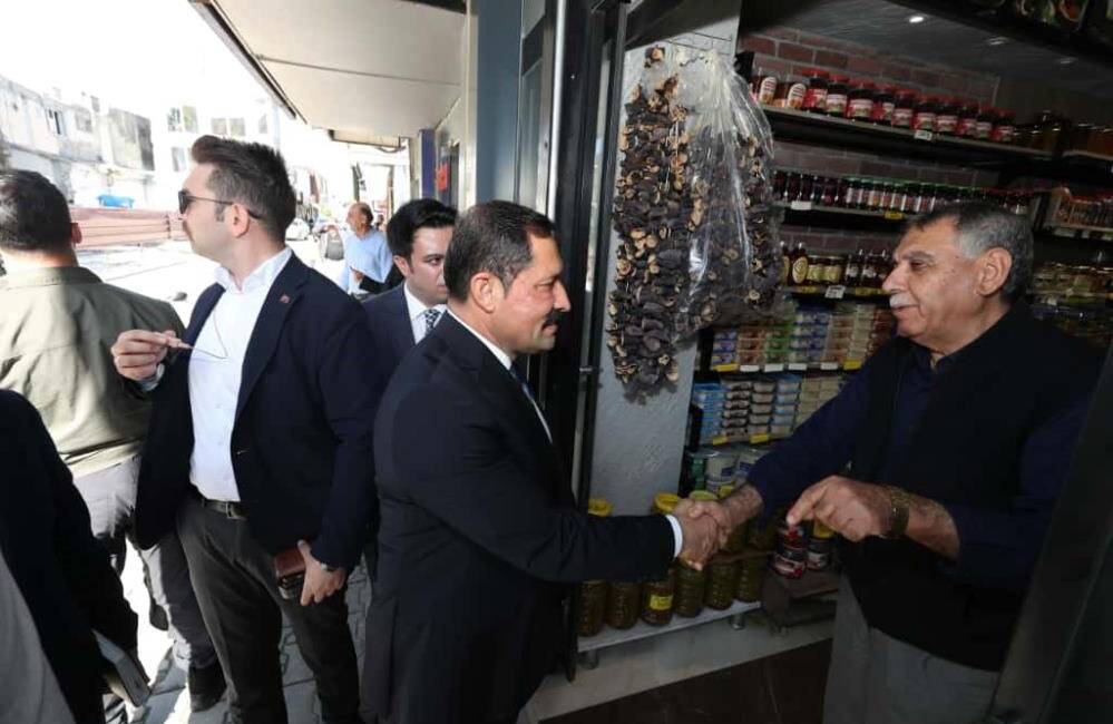 Hatay Valisi Mustafa Masatlı’nın Samandağ ilçesini ziyaretinde bir esnaf, "Bizi