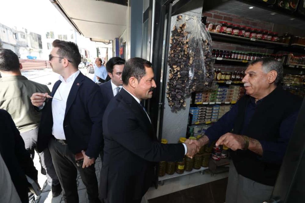 Hatay Valisi Mustafa Masatlı’nın Samandağ ilçesini ziyaretinde bir esnaf, "Bizi