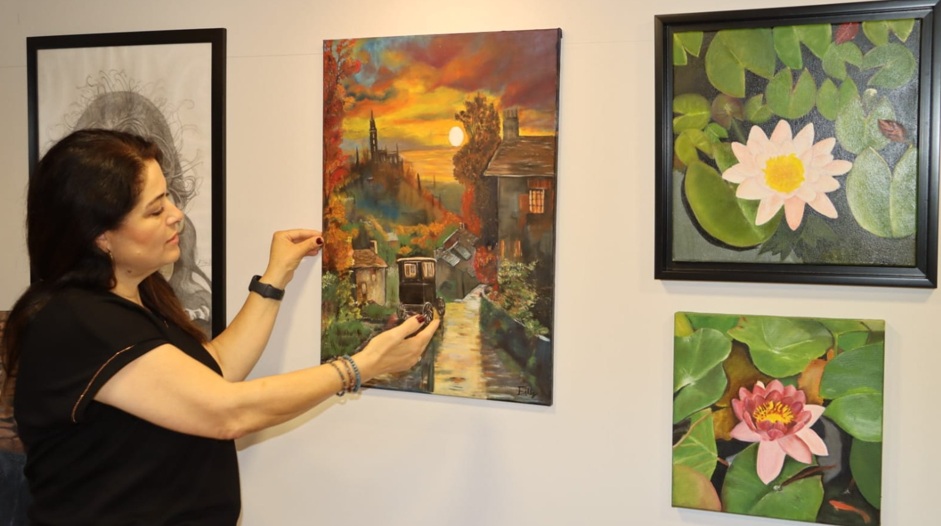 Hatay’dan yükselen renkler: Acıyı sanatla umuda dönüştürdü Yağlı boya, pastel, kuru boya ve karakalem çalışmalarıyla dikkat çeken