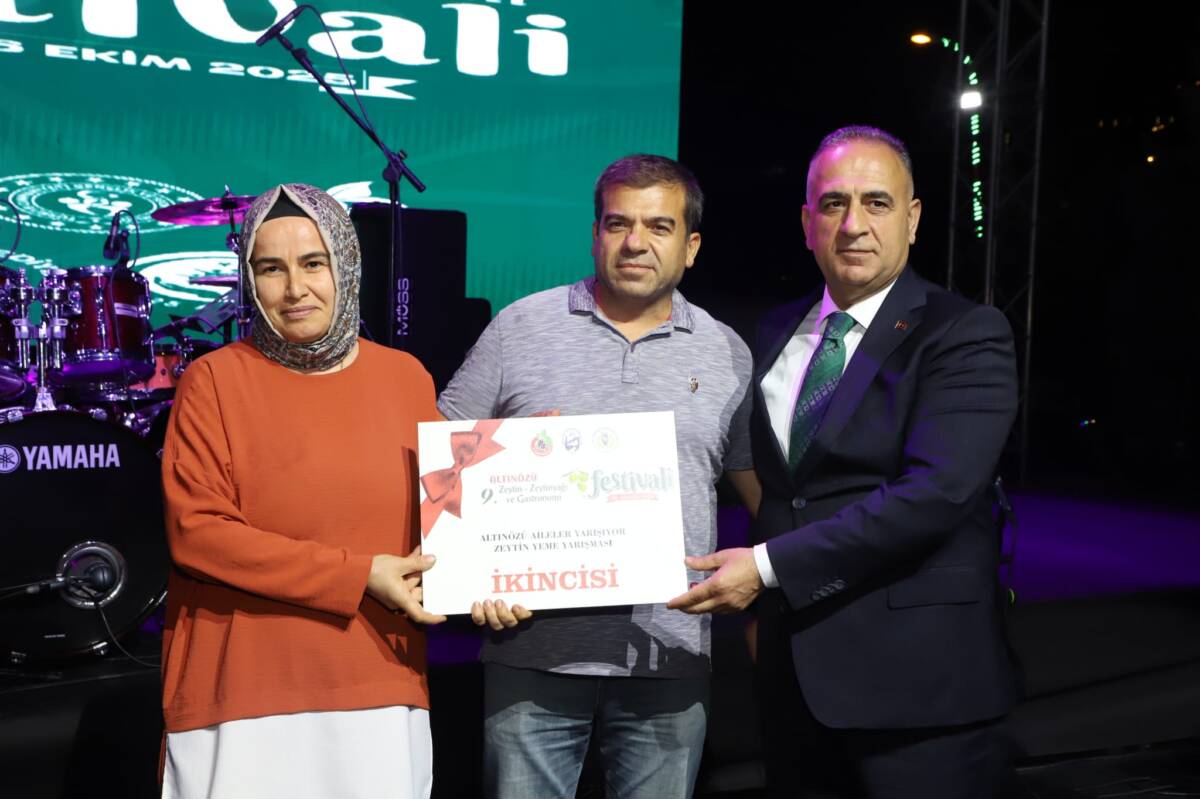 Hatay’ın Altınözü ilçesinde düzenlenen 9. Altınözü Zeytin, Zeytinyağı ve Gastronomi