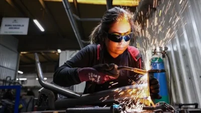 Türkiye’de kadın ve genç istihdamı, son bir yılda kayda değer