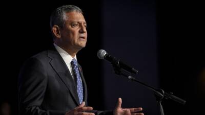   CHP Genel Başkanı Özgür Özel, partisinin 39’uncu Olağan Kurultayı’nda