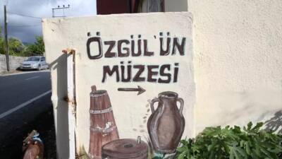   Erzin’de yaşayan 61 yaşındaki Özgül Delis, kayınvalidesinden kalan 90