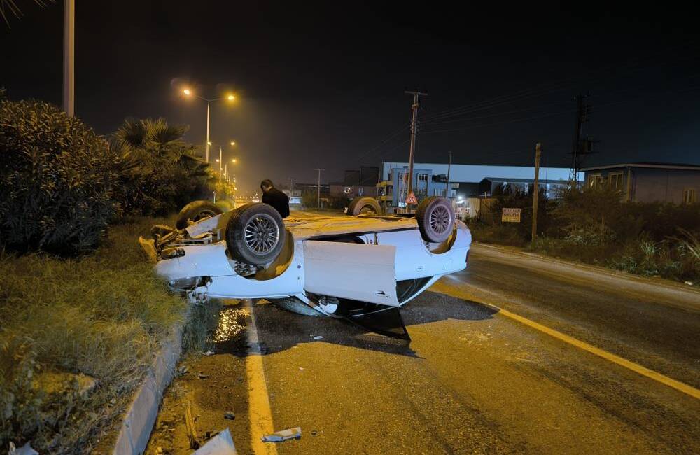 Dörtyol-Erzin Korkutan Kaza Dörtyol-Erzin E-5 Karayolu’nda meydana gelen kazada, kontrolünü kaybeden sürücünün otomobili