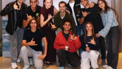 Depremin yaralarını sarmaya çalışan Hatay’da gençlerin yeniden hayata tutunma hikayesi,