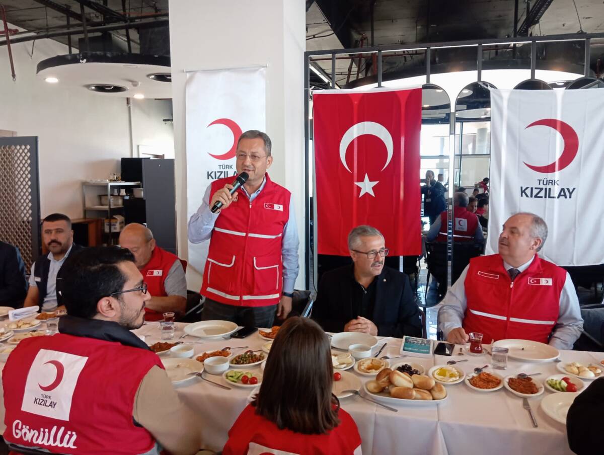 Türk Kızılay, depremzede çocuklar için anlamlı bir buluşmaya imza attı.