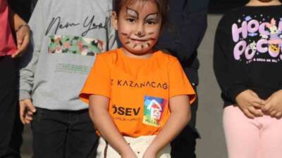 Henüz 8 aylıkken yakalandığı Wilms tümörü nedeniyle sol böbreğini kaybeden