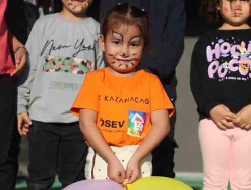 Henüz 8 aylıkken yakalandığı Wilms tümörü nedeniyle sol böbreğini kaybeden