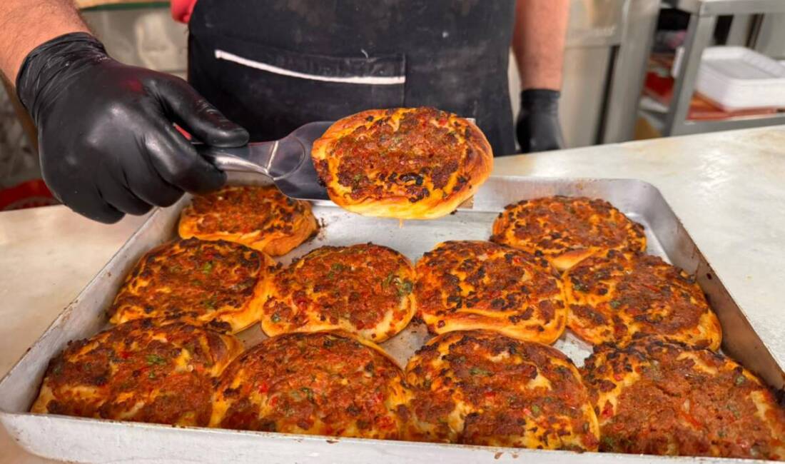Hatay Kaytaz Böreğine AB Tescili: Ustalarının Yüzü Güldü Hatay’ın geleneksel lezzetlerinden kaytaz böreği, Avrupa Birliği’nden (AB) coğrafi işaret