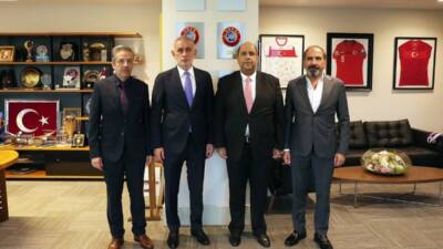 Türkiye Futbol Federasyonu (TFF) Başkanı İbrahim Hacıosmanoğlu ile FIFA Başkanı’nın