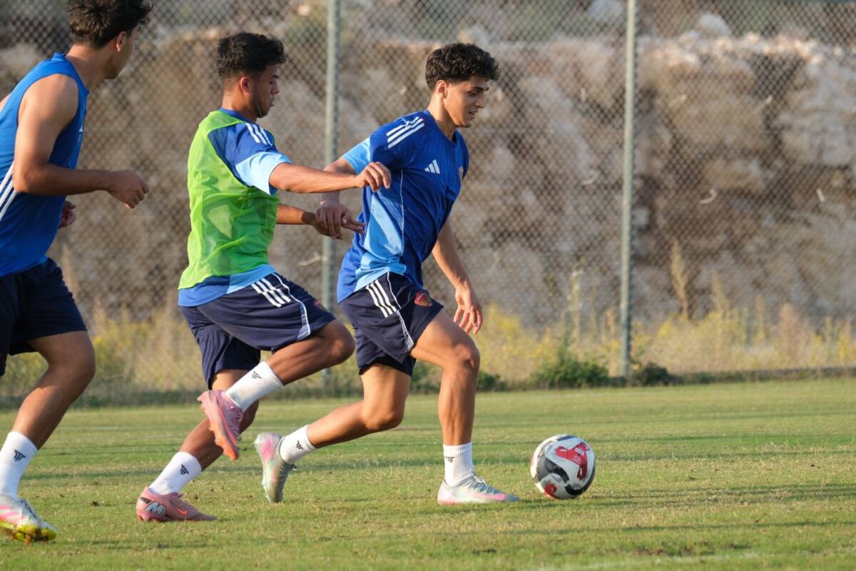 Hatayspor, hafta sonu deplasmanda oynayacağı Amedspor karşılaşmasının hazırlıklarını sürdürüyor. Bordo-beyazlı