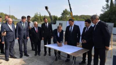 Hatay Valisi Mustafa Masatlı, Yayladağı Kaymakamı Halil Yazıcı, Gümrük Bölge