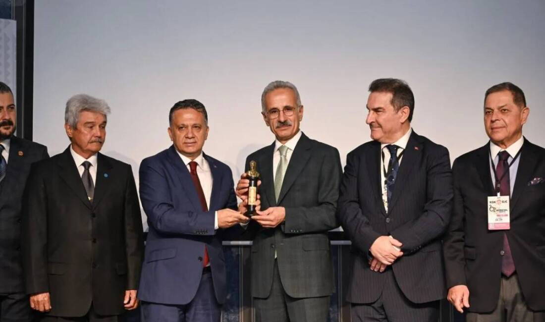 Çalıştay mesajı: “Medya, yalnızca bir haber aktarma aracı değil, dünyada