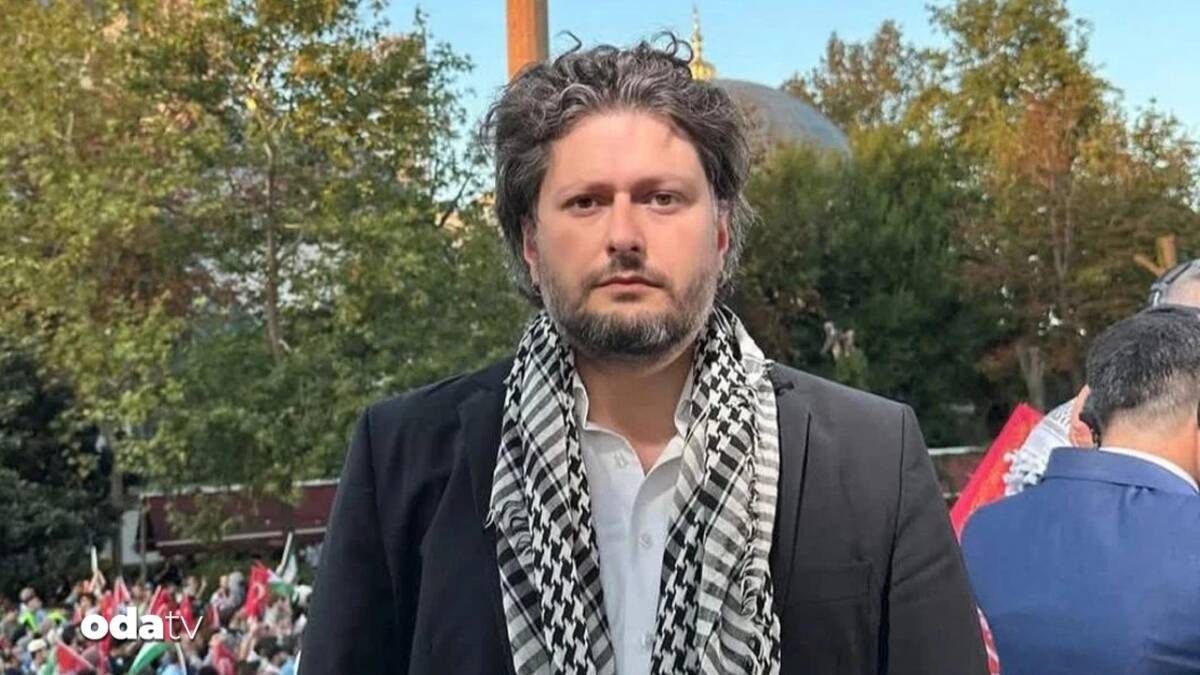 AKP’ye desteğiyle tanınıyordu, gözaltına alındı Sosyal medyada AK Parti’ye verdiği destekle tanınan Furkan Bölükbaşı, “Cumhurbaşkanını