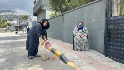 Hatay’da yaşayan 76 yaşındaki Kadife Turgut, 60 yıldan bu yana