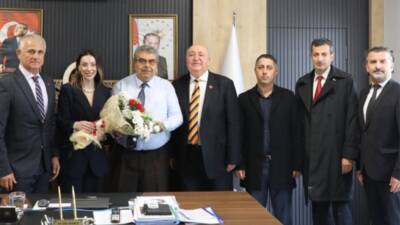   ÖSYM, diş hekimliği mezunlarının uzmanlık eğitimine giriş için yılda