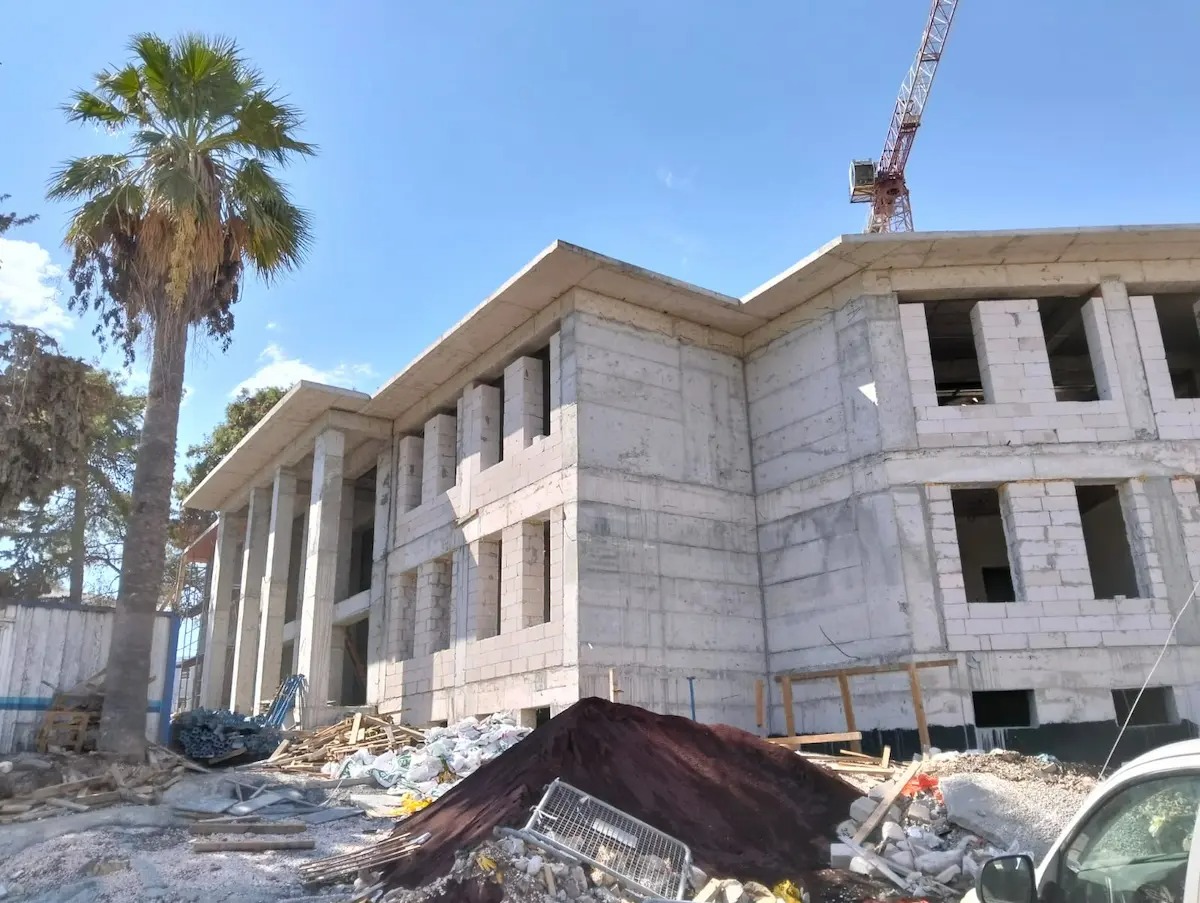 &nbsp; Antakya’nın kalbinde yer alan tarihi Posta ve Telekom binalarında