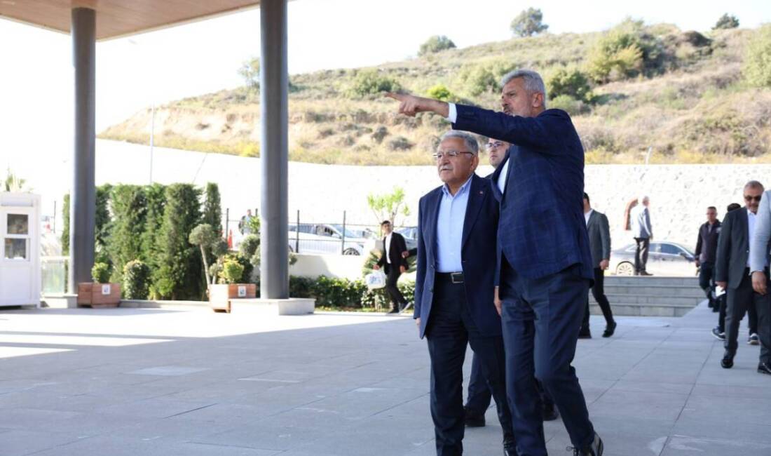 Hatay-Kayseri İş Birliği Ziyareti: İhya ve İnşa Çalışmaları Masaya Yatırıldı Hatay Büyükşehir Belediyesi (HBB) Başkanı Mehmet Öntürk, Kayseri Büyükşehir Belediyesi