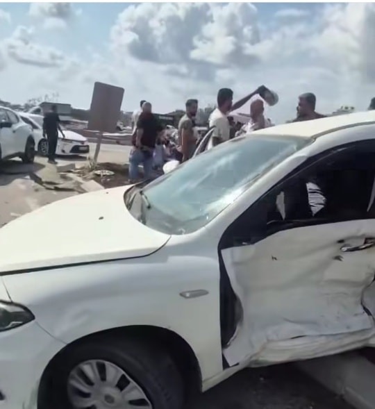 Samandağ’da vatandaşlar, yeni çevre yolunda artan trafik kazalarının önlenmesi için