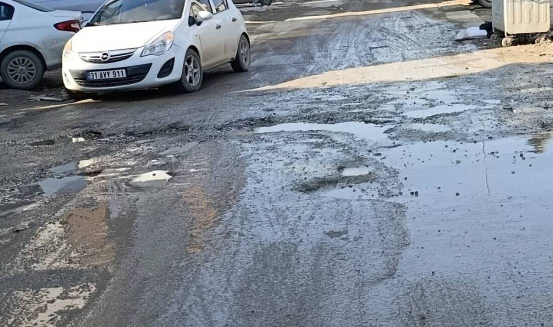 Hatay’ın Defne ilçesine bağlı Turunçlu Mahallesi’nde yaşayan vatandaşlar, Uğur Mumcu