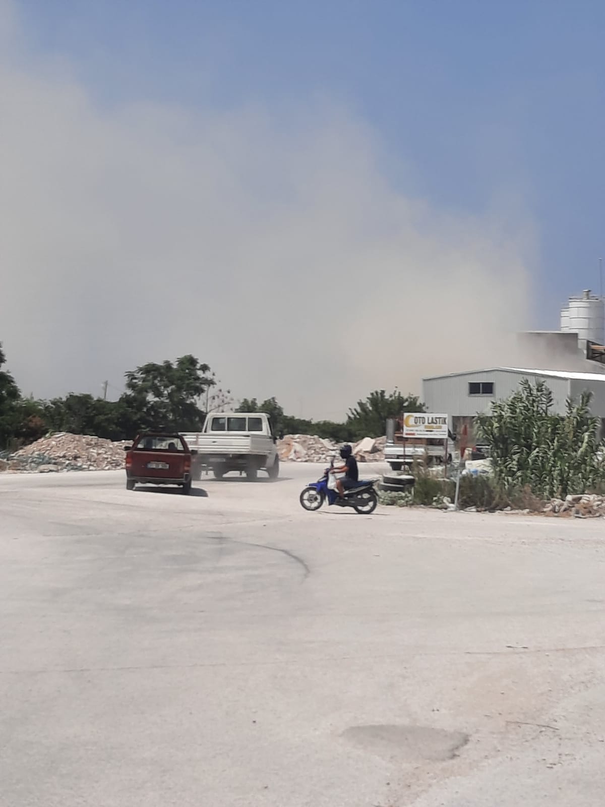 Hatay’ın Samandağ ilçesi Atatürk Mahallesi Çevreyolu Caddesi üzerinde inşaat ruhsatı