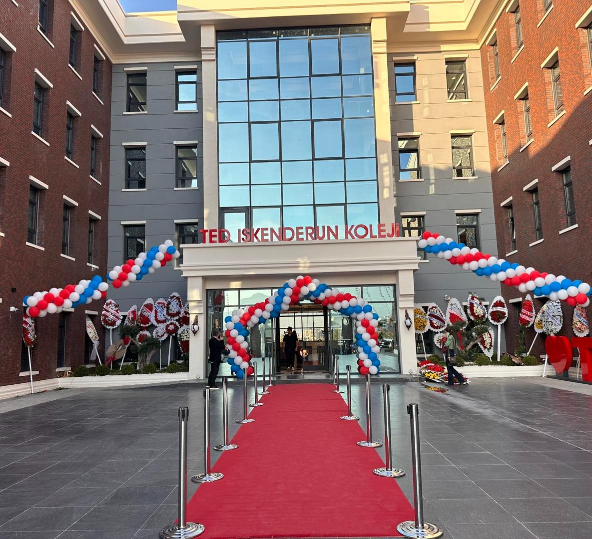 Dörtyol’daki kampüsünün ardından İskenderun’da da eğitim faaliyetlerine başlayan İskenderun TED