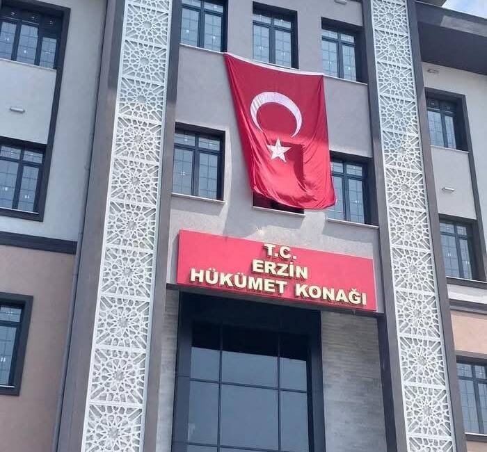 Erzin Kaymakamlığı ve ona bağlı resmi kurumlar, yeni hizmet binasına