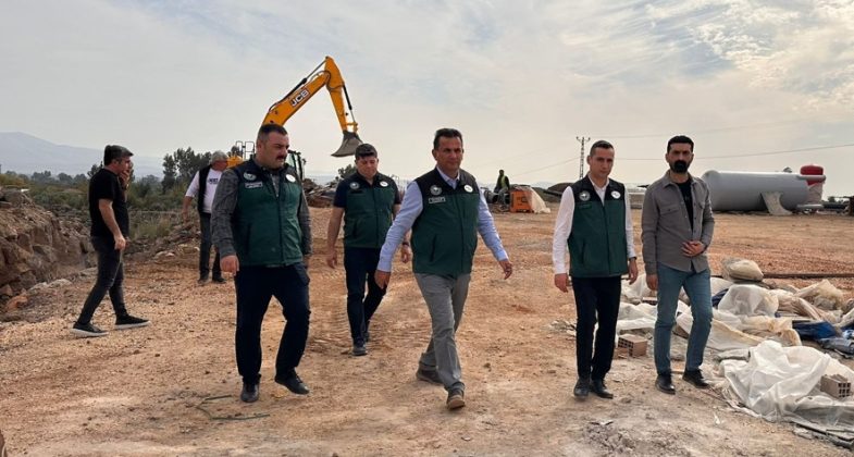 Hatay’ın Kırıkhan ilçesinde yapımı devam eden içme suyu tesislerinde incelemelerde