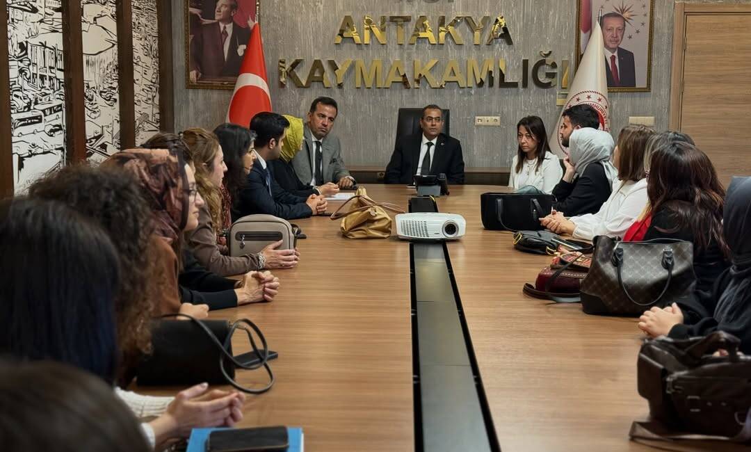Antakya İlçe Millî Eğitim Müdürü Ahmet Tecimen ile Şube Müdürü