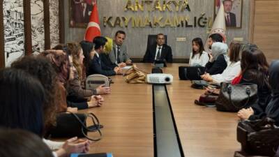 Antakya İlçe Millî Eğitim Müdürü Ahmet Tecimen ile Şube Müdürü