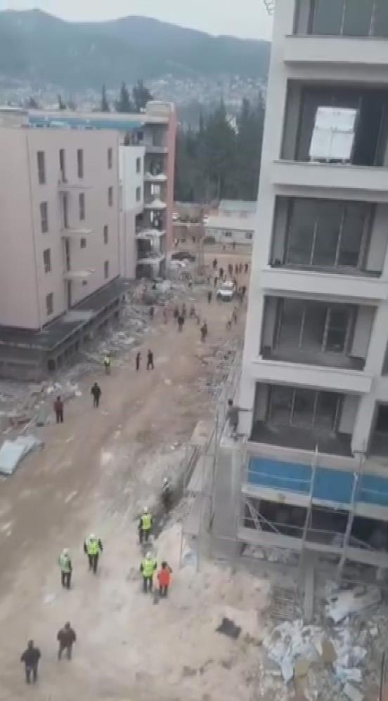 Antakya’daki bir şantiyede iki işçi grubu arasında çıkan kavga, polis