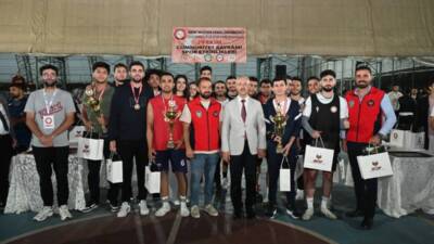 Hatay Mustafa Kemal Üniversitesi’nde (HMKÜ) Cumhuriyet’in 102. yılı kutlamaları kapsamında