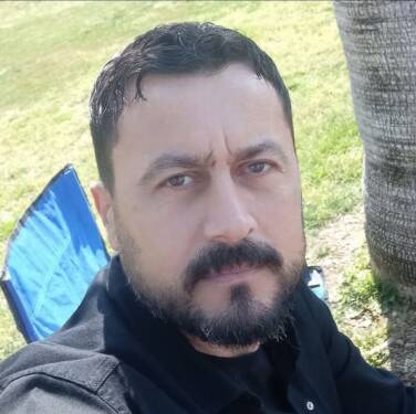 Hatay’ın Defne ilçesine bağlı Çekmece Mahallesi, genç yaşta yaşanan acı