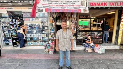 Hatay’ın İskenderun ilçesinde 63 yaşındaki esnaf, 40 yıl önce başladığı