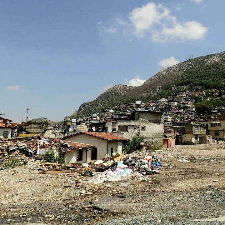 Hatay’ın Antakya ilçesinde yer alan Affan Mahallesi, 6 Şubat depremlerinin