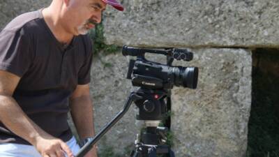 Hatay Mustafa Kemal Üniversitesi Öğretim Üyesi ve belgesel yönetmeni Prof.